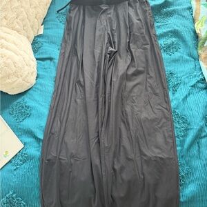 Uniqlo Black Airism Wide Leg Pants